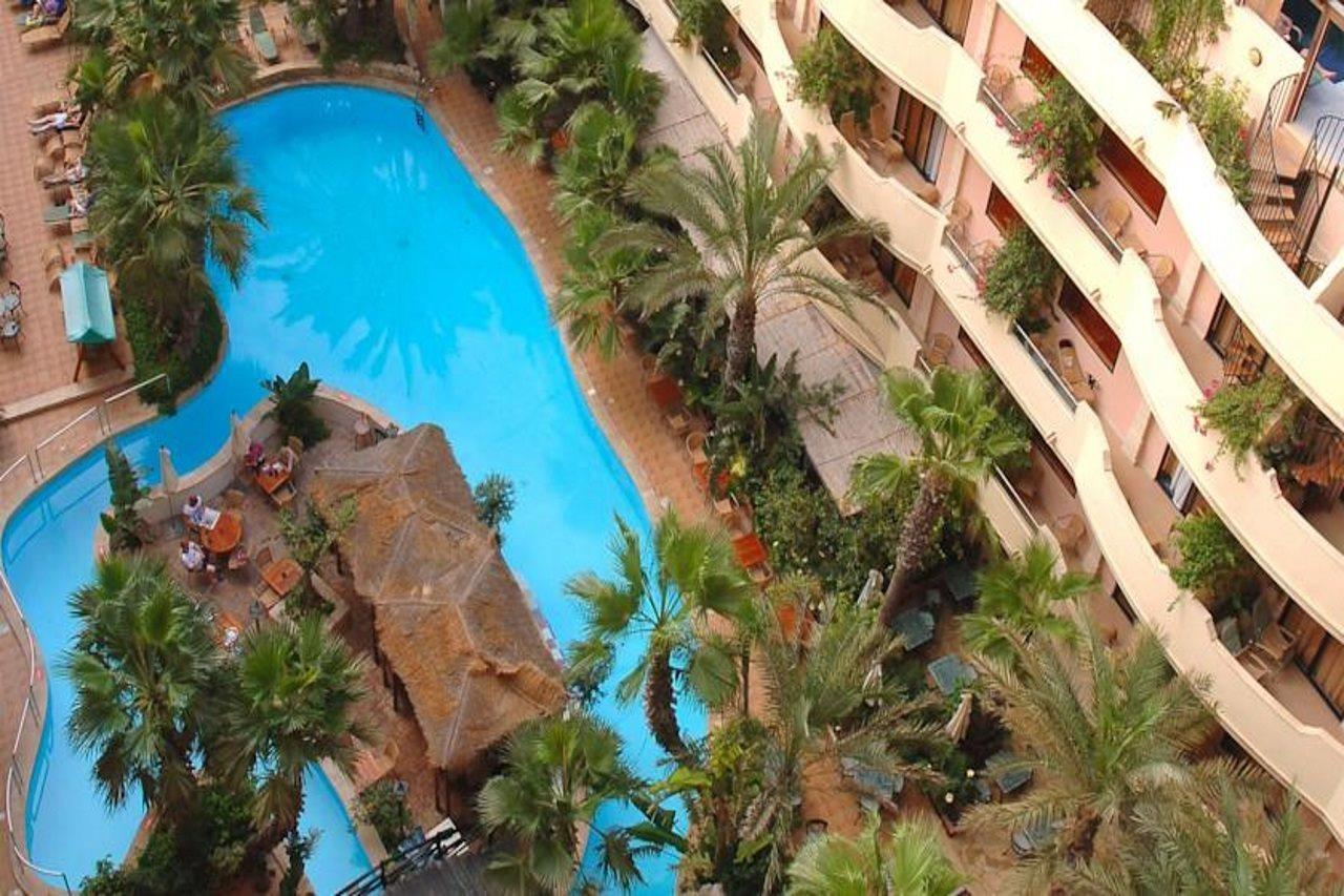Fortina Spa Resort Sliema Bagian luar foto The interior of the hotel