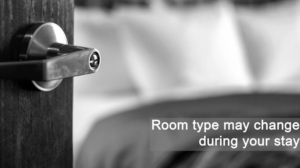 Fortina Spa Resort Sliema Ruang foto A room lock