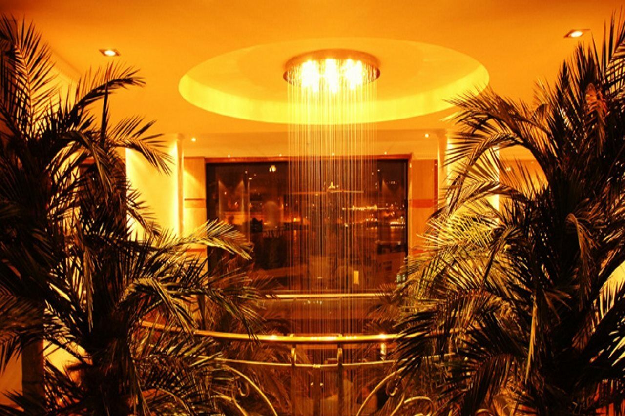 Fortina Spa Resort Sliema Bagian luar foto The interior of the hotel